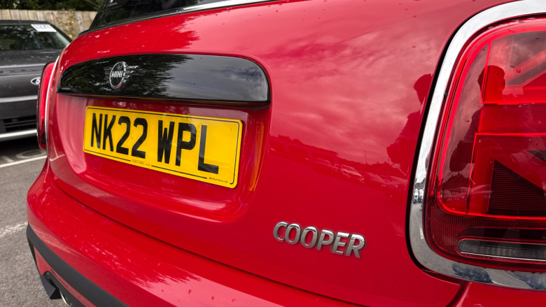 MINI Hatchback 1.5 Cooper Classic 3dr Petrol Hatchback